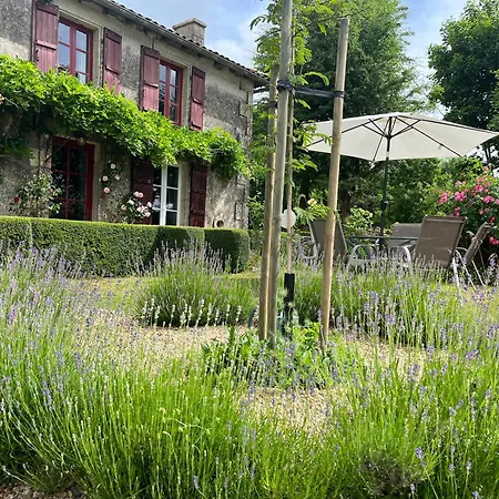 בית נופש צרפתי La Grosse Talle *